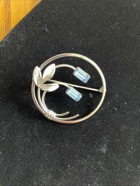 Van Dell Sterling Leaf Brooch